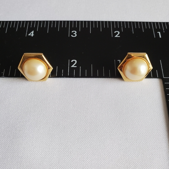 Vintage Monet Gold-Tone Pearl Stud Pierced Earrings - Picture 6 of 7